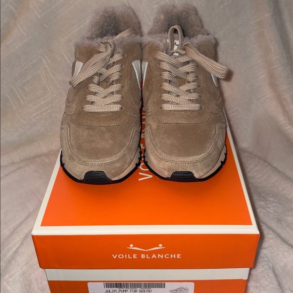 NWT VOILE BLANCHE JULIA Brown Pump Fur Suede
Sneakers - Picture 8 of 16